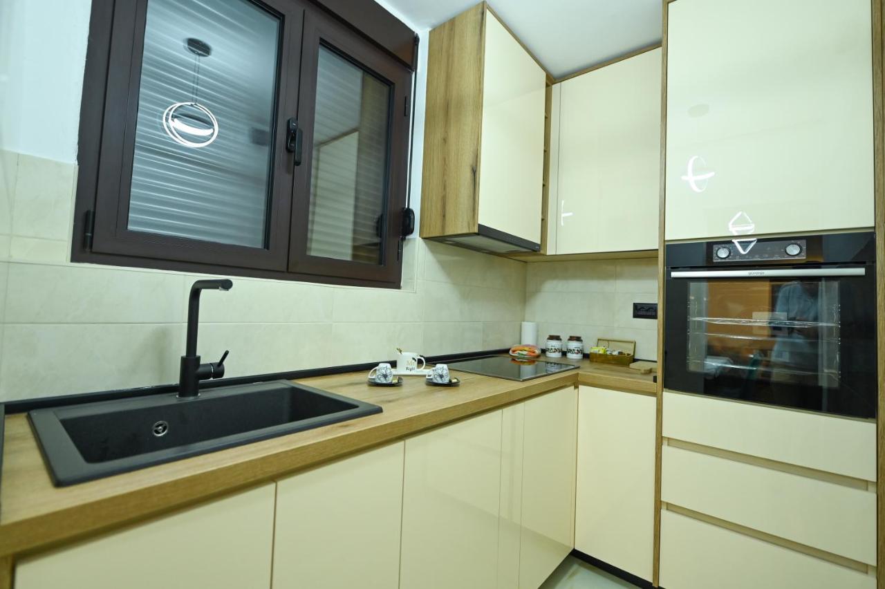 Apartman Oskar Podgoriţa Exterior foto