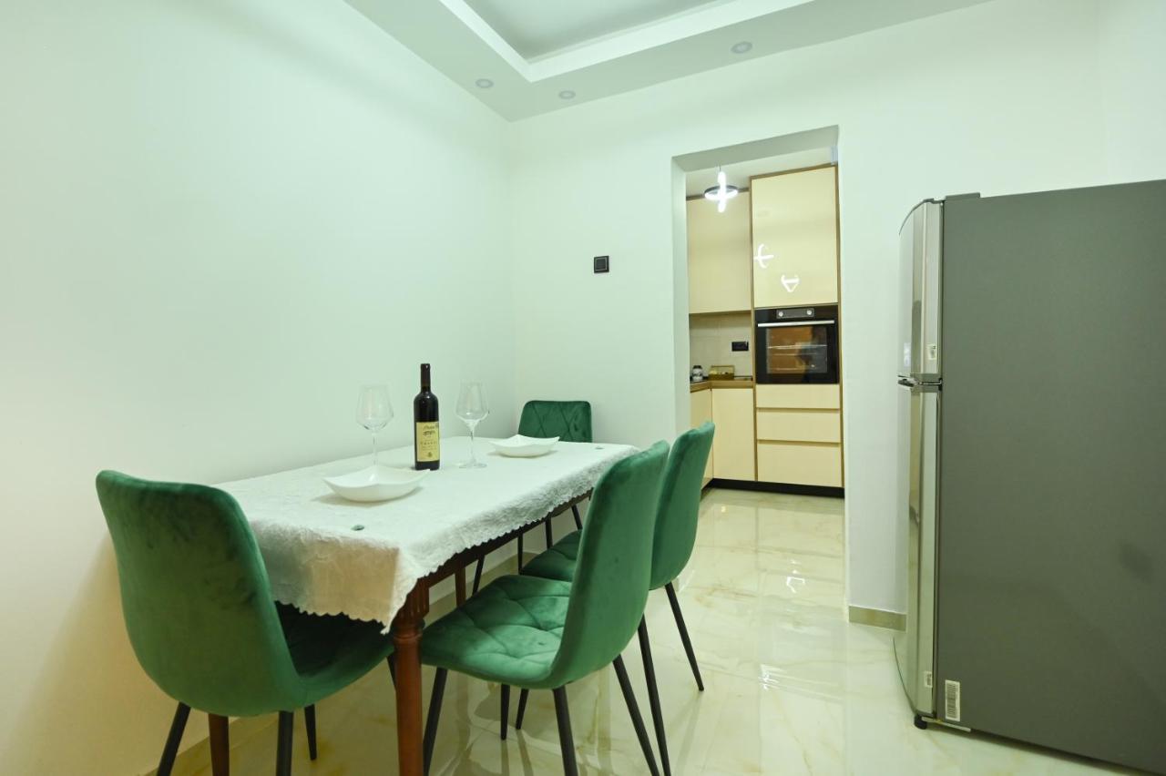 Apartman Oskar Podgoriţa Exterior foto